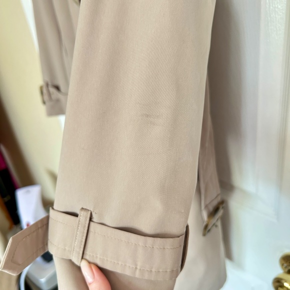 “London Fog” Trench Coat - Picture 10 of 14